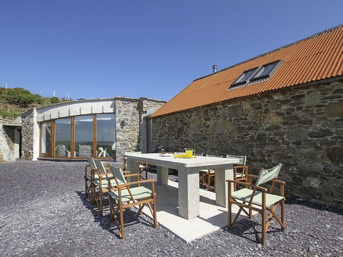 Rhyd Angharad Barns Villa Llanrhyddlad Buitenkant foto
