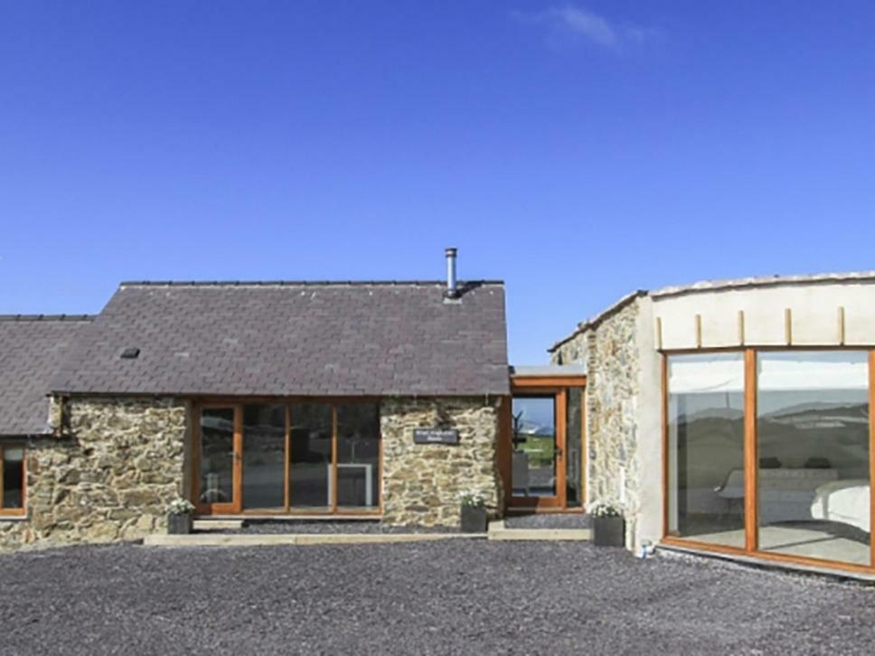Rhyd Angharad Barns Villa Llanrhyddlad Buitenkant foto